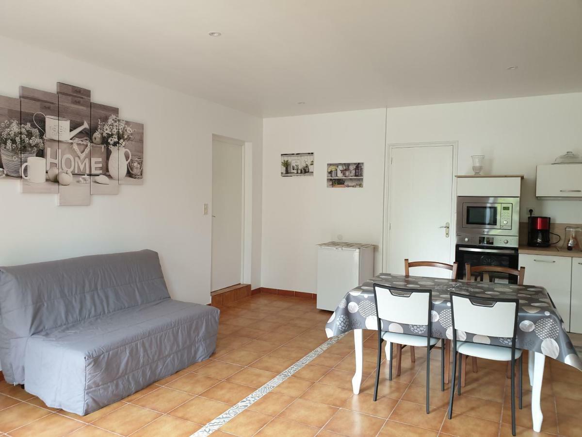 Le Chêne Fourcher La Meziere Extérieur photo